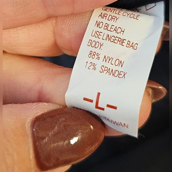 Fredericks of Hollywood Size Large Black Red Sexy Lingerie Top Open Front NewTag - Picture 9 of 9